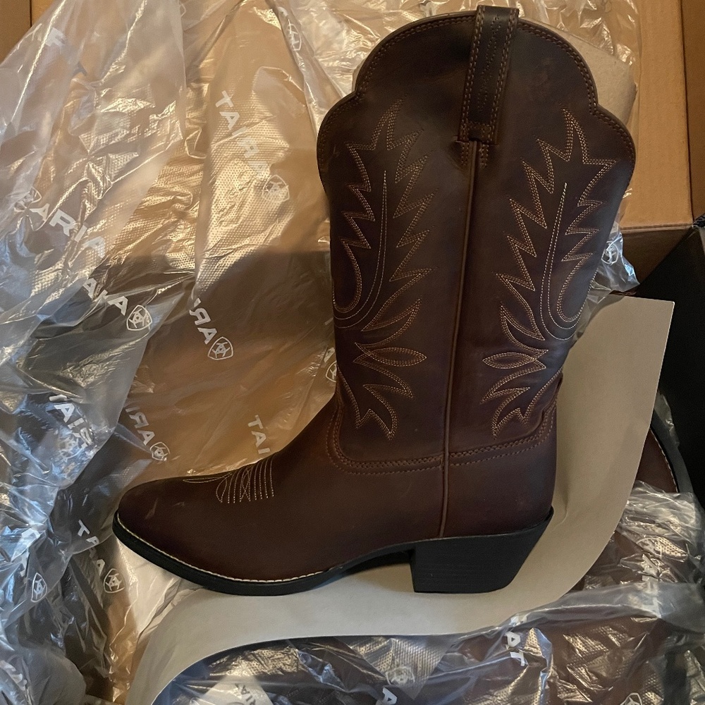Women’s Ariat Boots - Size 10C
